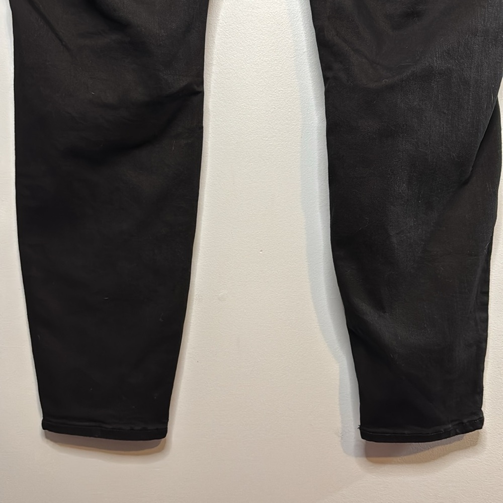 Torrid Jeans Black Skinny High Rise Distressed Stretch in Size 20 NWT - Picture 10 of 16